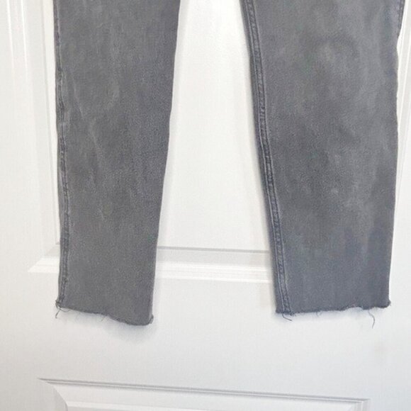 Hollister Grey 90's High Rise Relaxed Fit Denim Jeans size 25 ripped edge hem - Picture 4 of 7